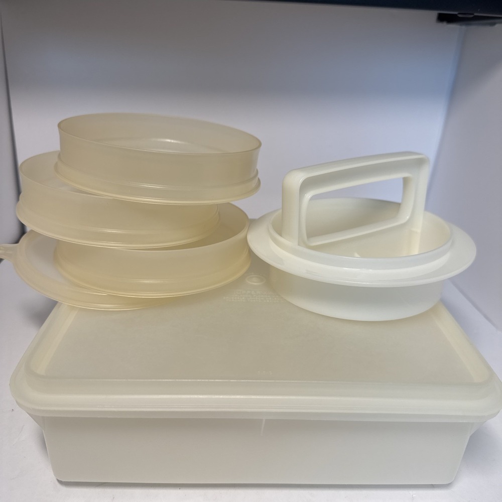 VTG Tupperware Hamburger Maker & Pattie Storage Square Snack Keeper